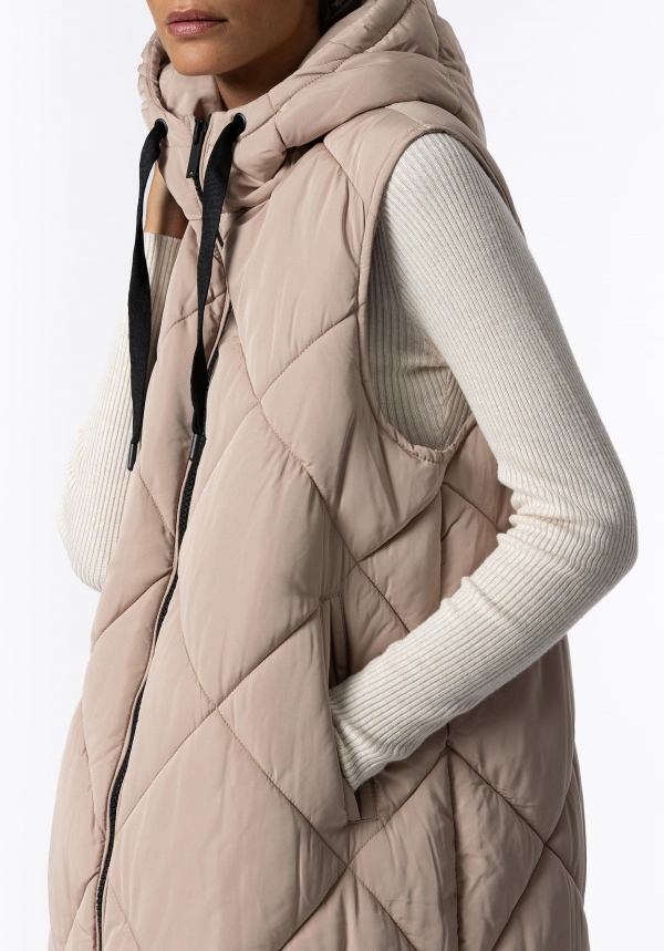 CHALECO LARGO BEIGE CON CAPUCHA