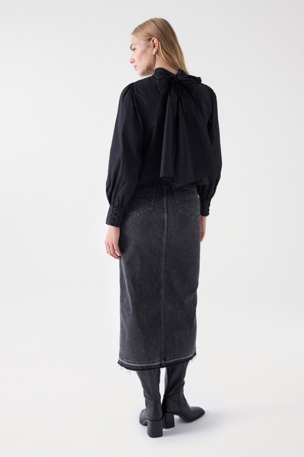 BLUSA NEGRA LAZO BLUSA NEGRA LAZO