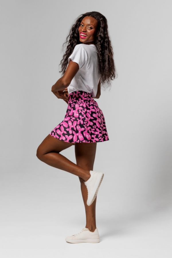 MINI FALDA SI ME PINCHAS... 2