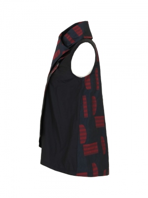 CHALECO GEOMETRICS AZUL Y ROJO 2