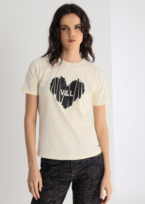 CAMISETA BEIGE CORAZÓN V&L