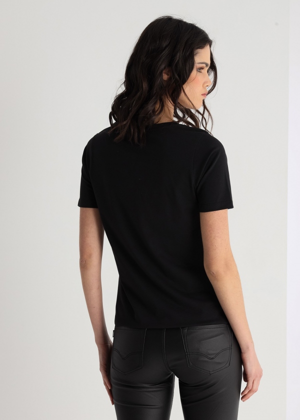 CAMISETA NEGRA GRECA BRILLO