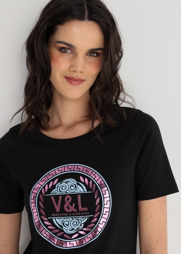 CAMISETA NEGRA GRECA BRILLO