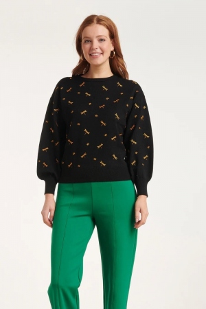 SUDADERA NEGRA INSECTOS