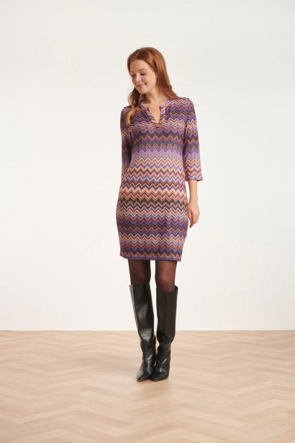 VESTIDO ZIG ZAG MORADO VESTIDO ZIG ZAG MORADO