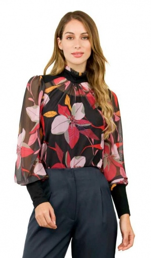 BLUSA ABULLONADA FLORAL 2