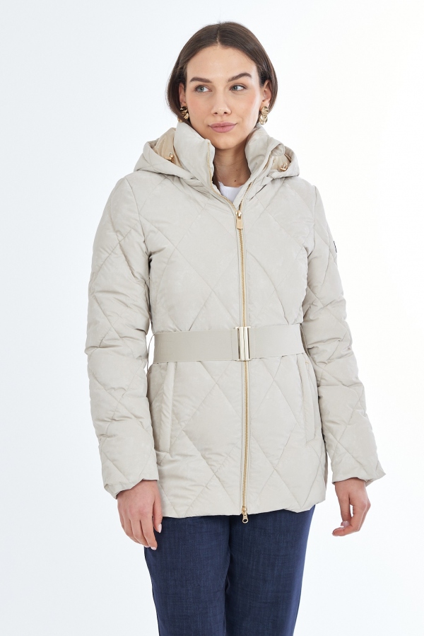 ABRIGO ACOLCHADO TEJIDO SUAVE ARENA