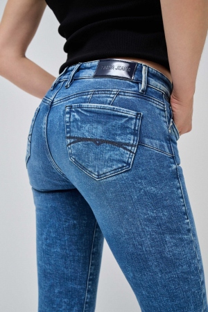 JEANS PUSH UP WONDER... 2