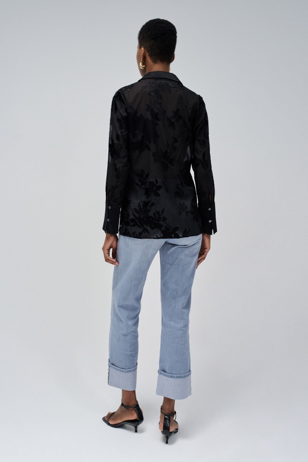 BLUSA NEGRA TEXTURA DEVORÉ BLUSA NEGRA TEXTURA DEVORÉ