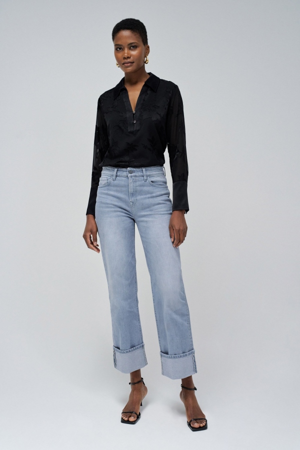 BLUSA NEGRA TEXTURA DEVORÉ BLUSA NEGRA TEXTURA DEVORÉ