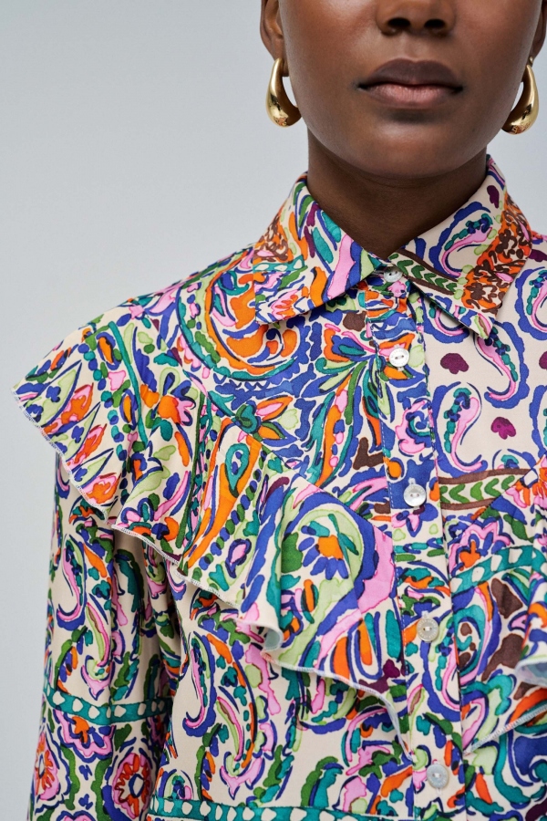 CAMISA SATÉN PASLEY MULTICOLOR VOLANTES CAMISA SATÉN PASLEY MULTICOLOR VOLANTES