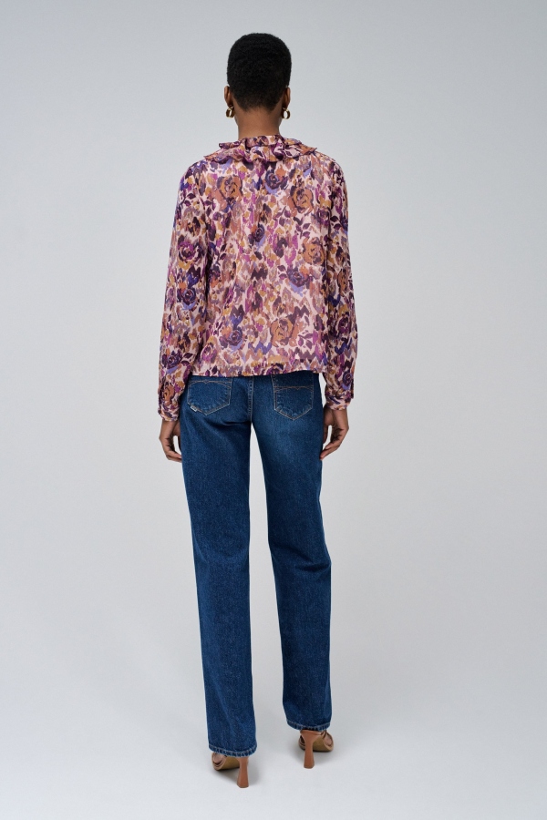 BLUSA PÚRPURA CON VOLANTES BLUSA PÚRPURA CON VOLANTES