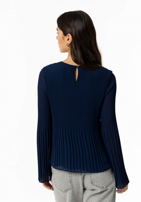 BLUSA PLISADA AZUL MARINO BLUSA PLISADA AZUL MARINO