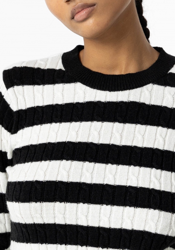 JERSEY DE PUNTO RAYAS BLANCO Y NEGRO JERSEY DE PUNTO RAYAS BLANCO Y NEGRO