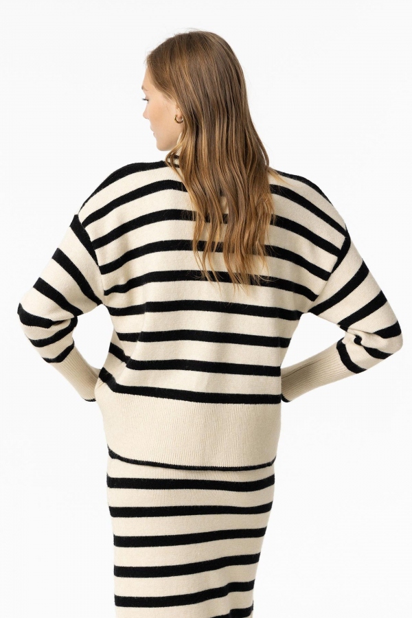 JERSEY DE PUNTO RAYAS BEIGE Y NEGRO JERSEY DE PUNTO RAYAS BEIGE Y NEGRO
