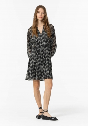 VESTIDO ESTAMPADO NEGRO Y...