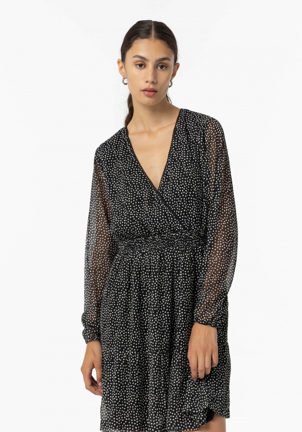 VESTIDO CRUZADO NEGRO CON LUNARES VESTIDO CRUZADO NEGRO CON LUNARES