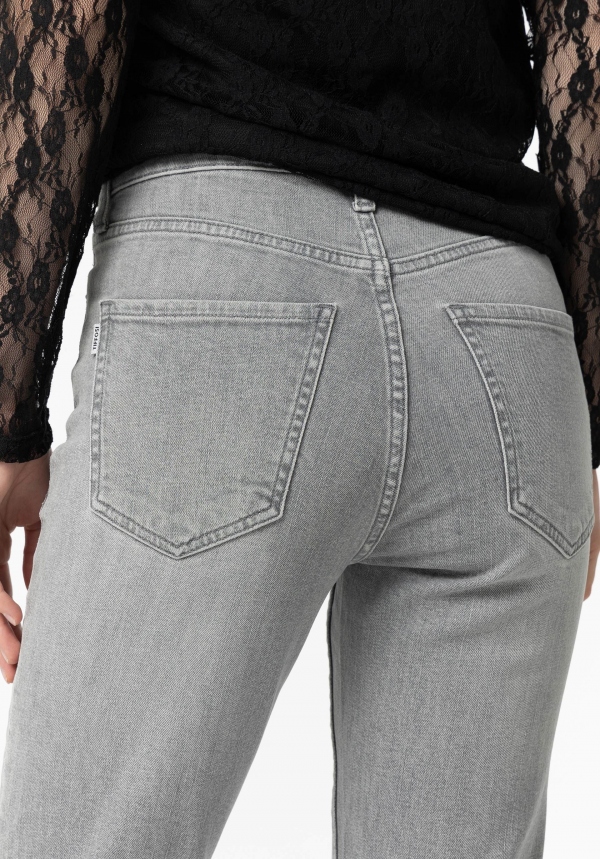 JEANS MEGAN CROPPED FLARE GRISES