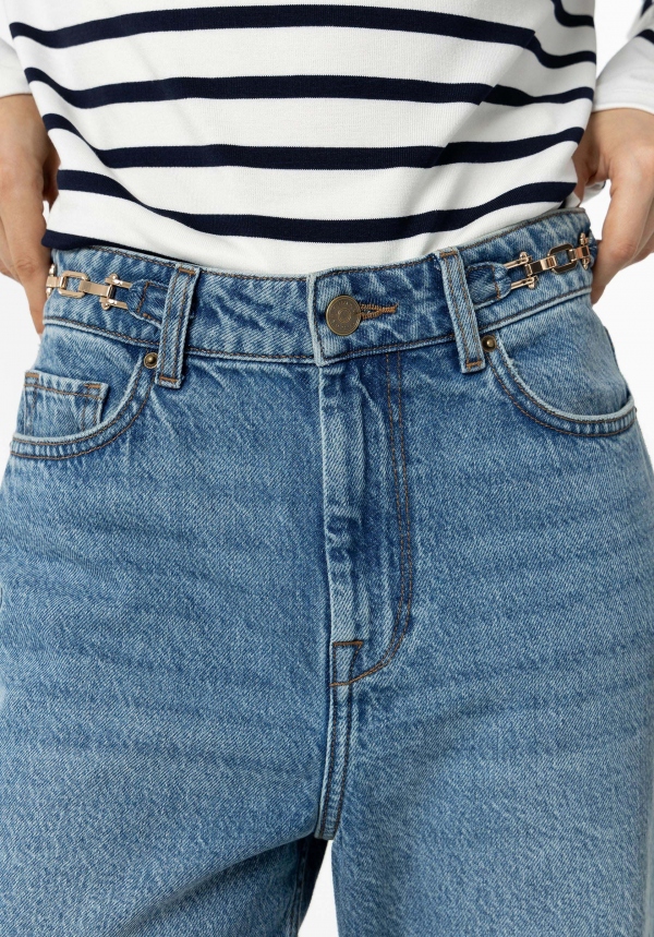 JEANS BONNYE ANCHOS CON APLIQUES DORADOS JEANS BONNYE ANCHOS CON APLIQUES DORADOS