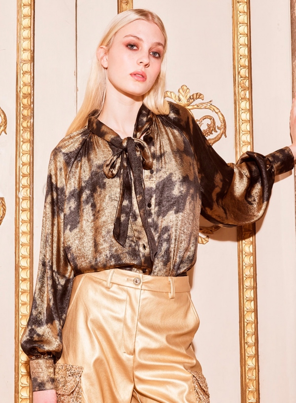 BLUSA DORADO Y NEGRO BLUSA DORADO Y NEGRO