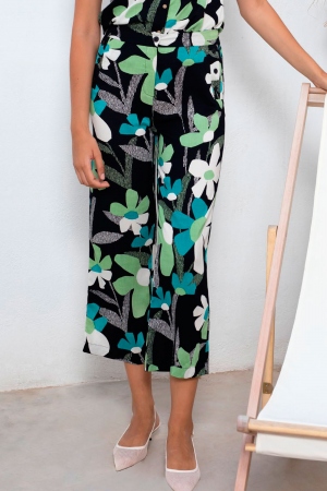 PANTALÓN NEGRO FLORAL