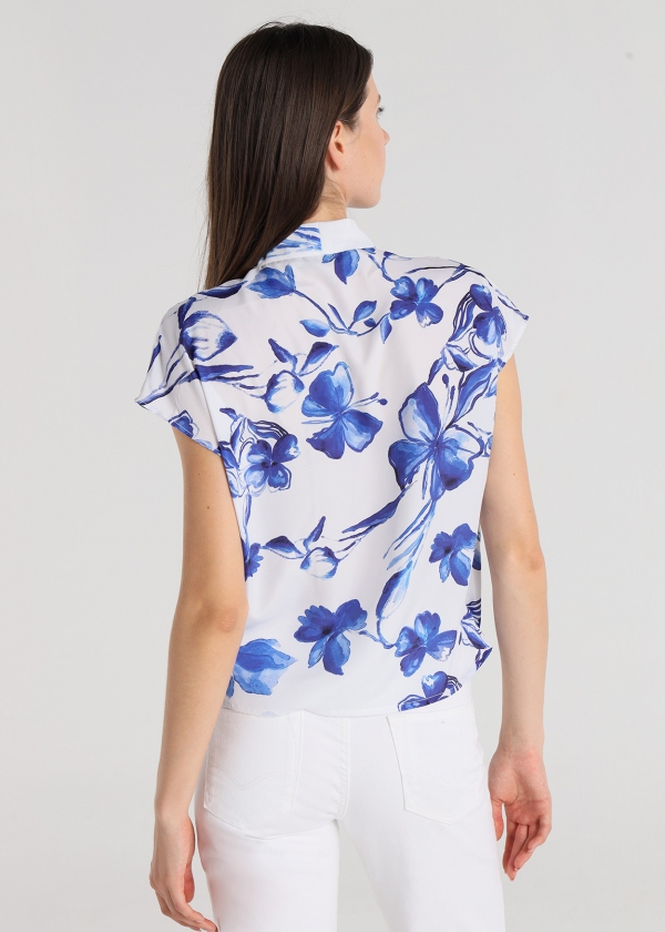 BLUSA PLISADA FLORES AZULES BLUSA PLISADA FLORES AZULES