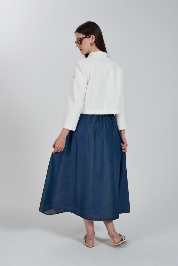 CHAQUETA CROPPED BLANCA CHAQUETA CROPPED BLANCA