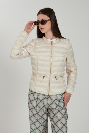 CHAQUETA ACOLCHADA BEIGE