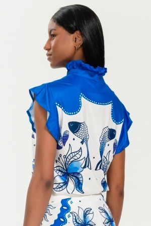 BLUSA FLORAL KOI AZUL Y BLANCO 2