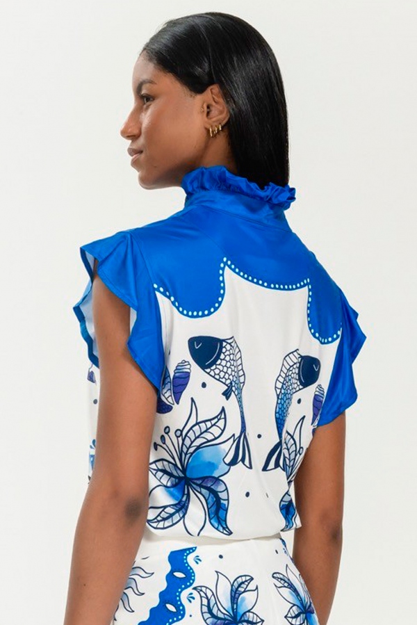 BLUSA FLORAL KOI AZUL Y BLANCO 2