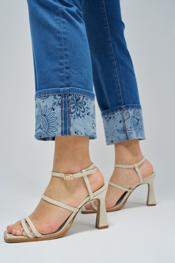 JEANS SECRET PUSH IN STRAIGHT JEANS SECRET PUSH IN STRAIGHT