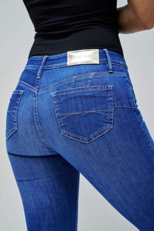 JEANS PUSH UP WONDER... 2