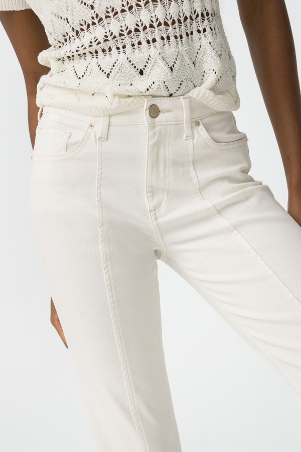 JEANS ZOE ACAMPANADO BEIGE