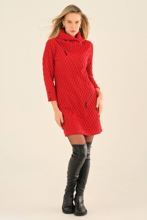 VESTIDO ROJO TRENZADO RELIEVE