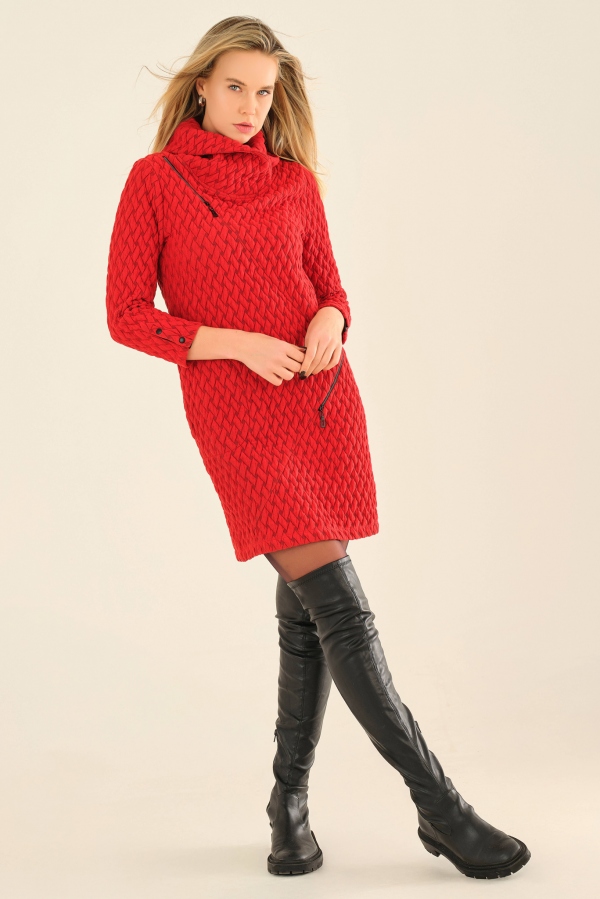 VESTIDO ROJO TRENZADO RELIEVE