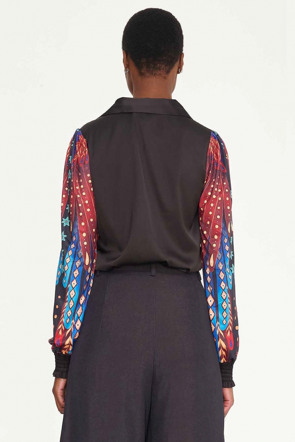 CAMISA PLUMAS Y FLORES... 2