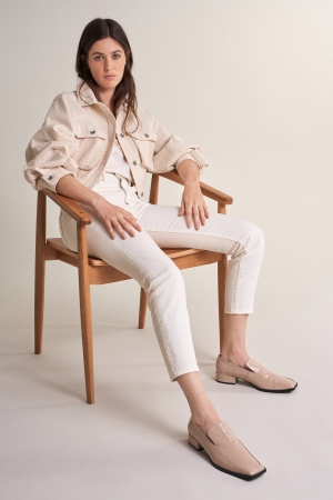 JEANS PUSH IN SECRET...