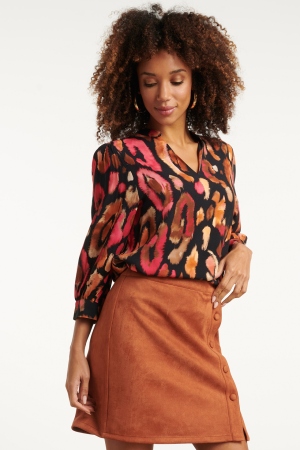 BLUSA NEGRA ANIMAL PRINT 2