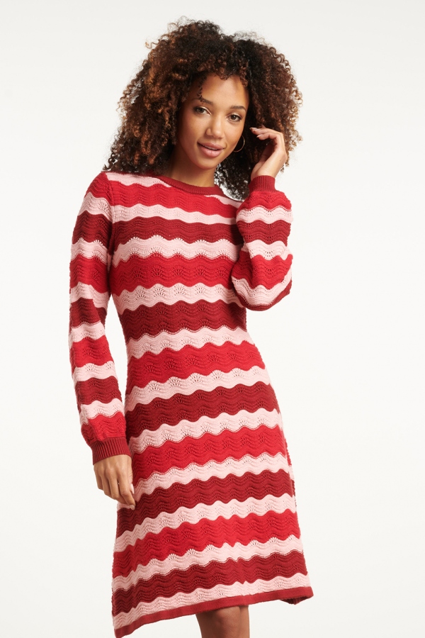 VESTIDO DE PUNTO ROJO Y ROSA 2