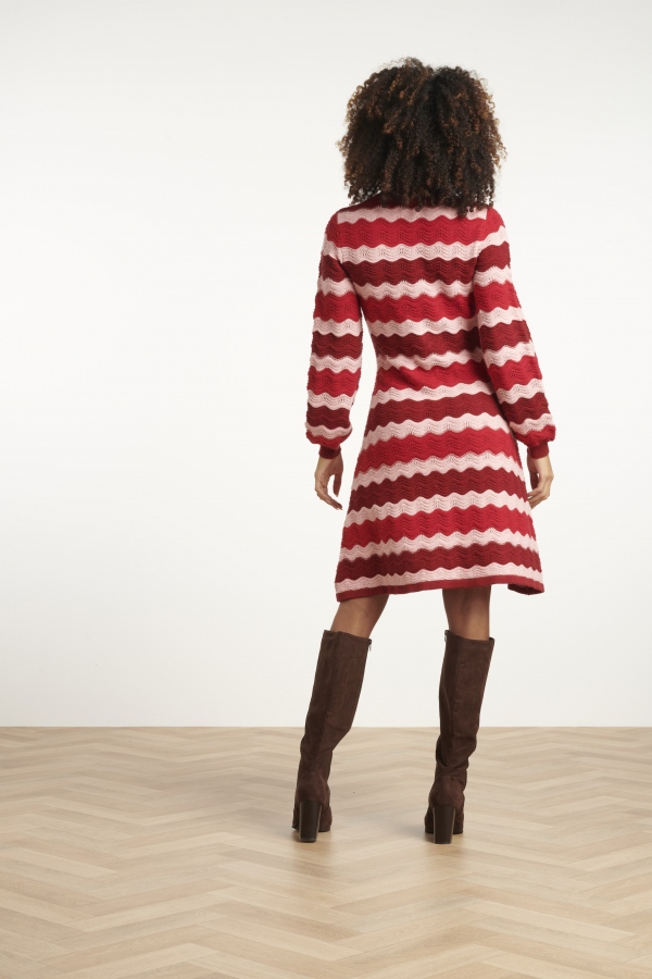 VESTIDO DE PUNTO ROJO Y ROSA