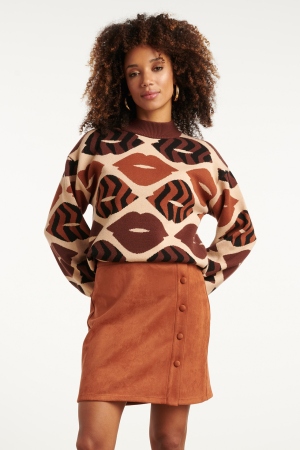 SUÉTER DE PUNTO LABIOS