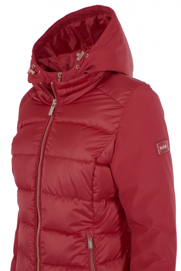 ABRIGO CORTO ACOLCHADO ROJO