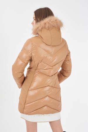 ABRIGO ACOLCHADO CARAMELO 2