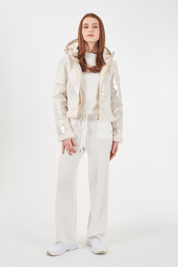 ABRIGO BORREGUITO MARFIL