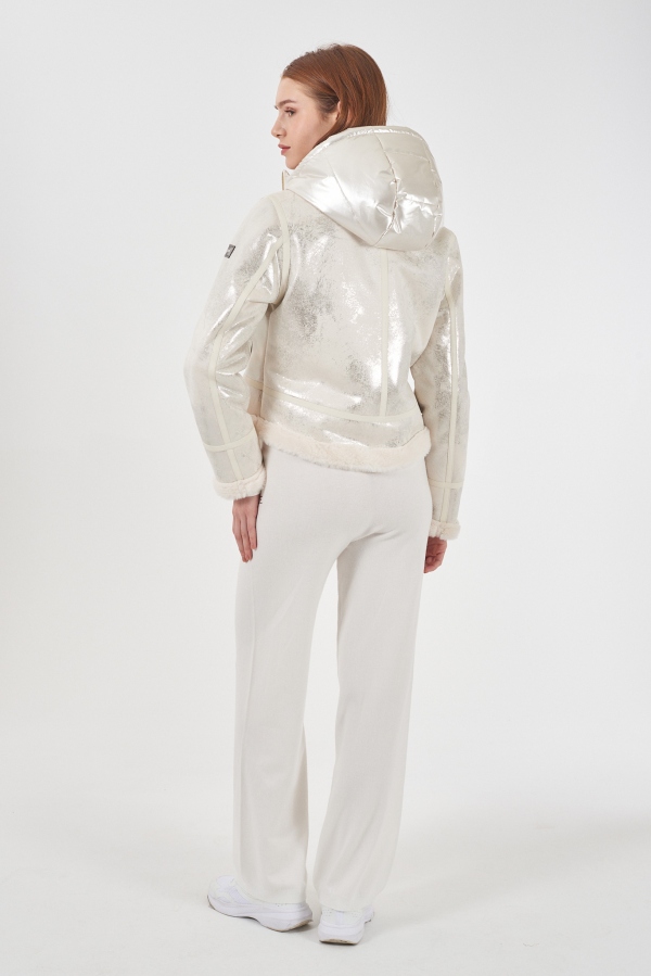 ABRIGO BORREGUITO MARFIL