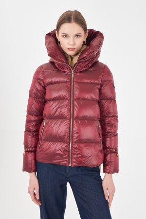 ABRIGO CORTO PUFFER PLUMAS...