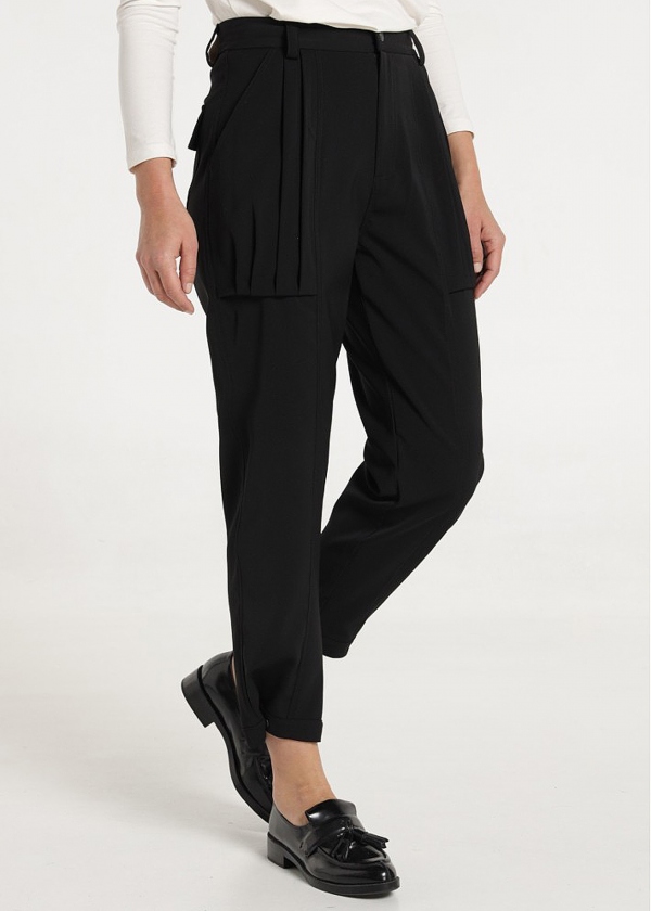 PANTALON CROPPED RELAXED NEGRO