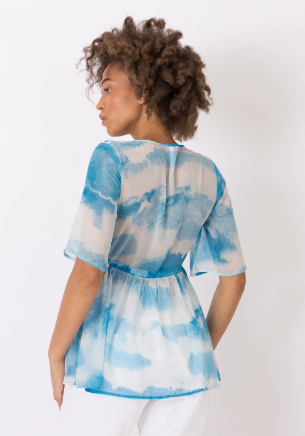 BLUSA FLUIDA ESTAMPADA