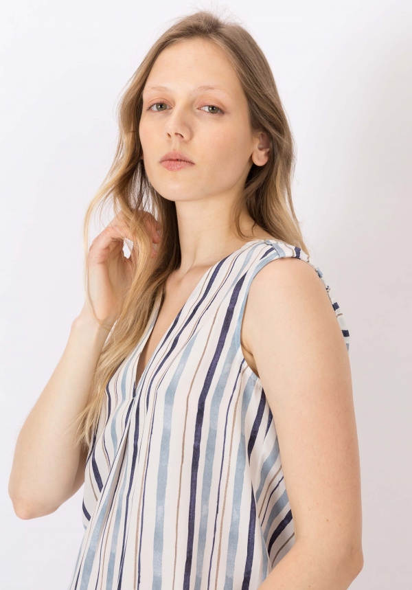 BLUSA RAYAS