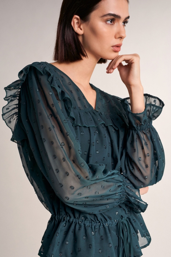 TÚNICA VERDE CINTADA CON... 2